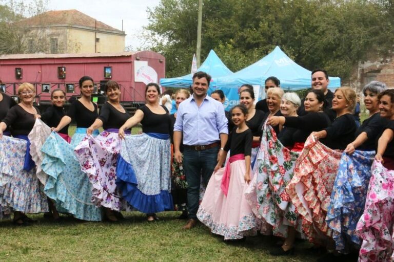 Azcuénaga celebró el aniversario de su fundación