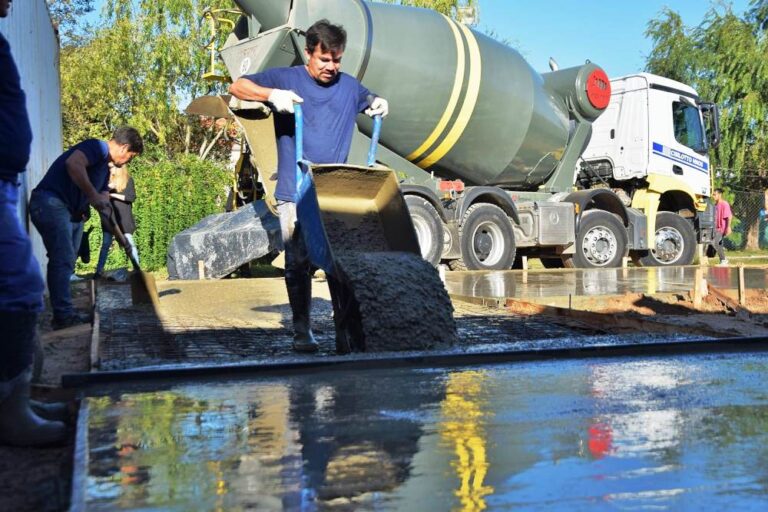Luján: Construyen SUM en barrio Padre Varela