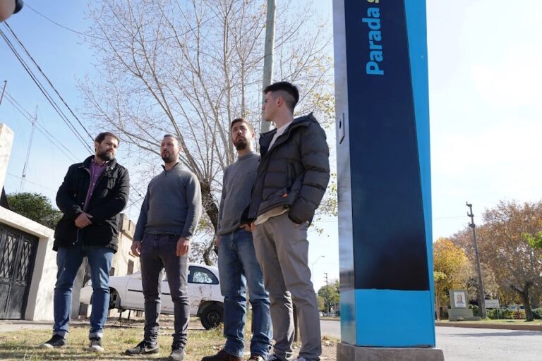 Instalan Paradas Seguras en Mercedes