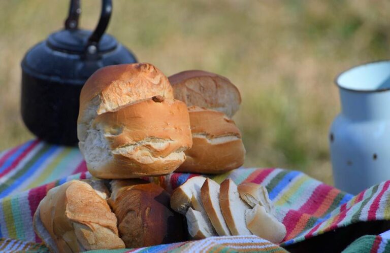 Mercedes prepara la Fiesta de la Galleta de Campo