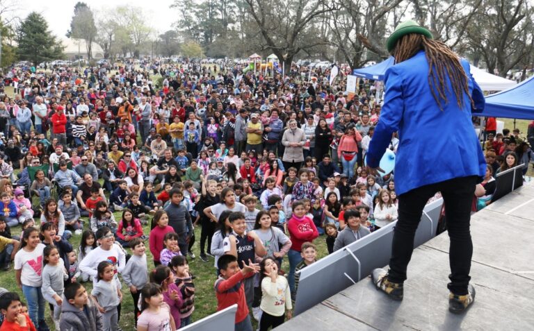 El día de las Infancias se festejó a pleno en Giles