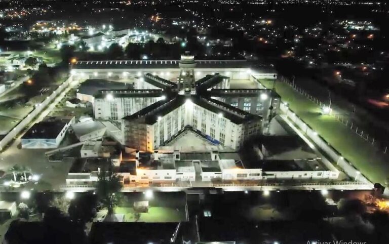 Renuevan iluminación en unidades penitenciarias