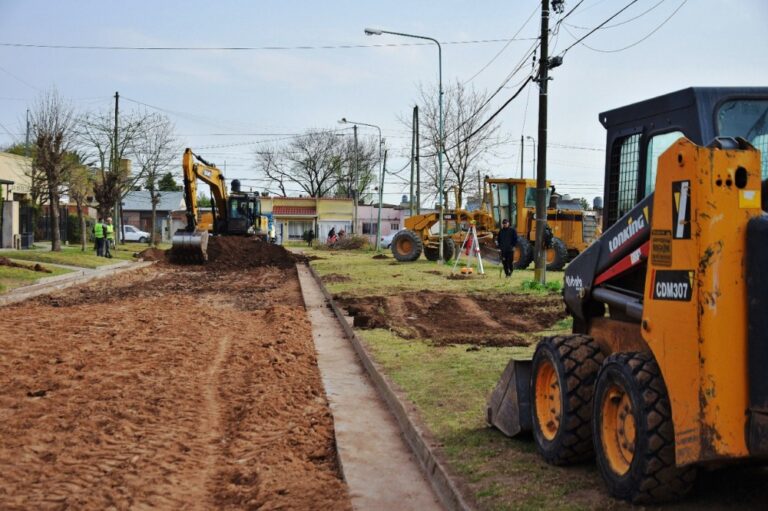 Avanza plan de pavimentación en Luján