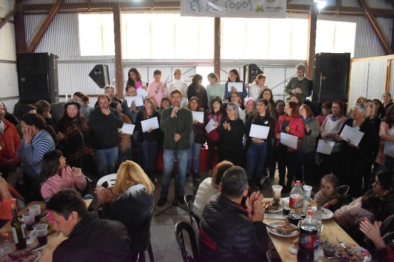 Mercedes: Gran encuentro de cooperadoras escolares