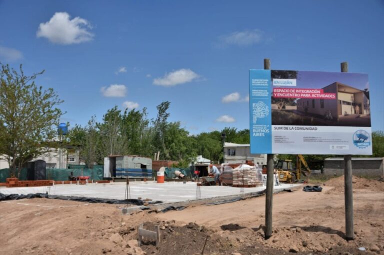 Inician construcción de nuevo SUM en Olivera