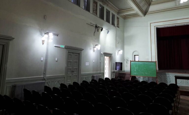 Avanzan obras en el Colegio Nacional de Mercedes