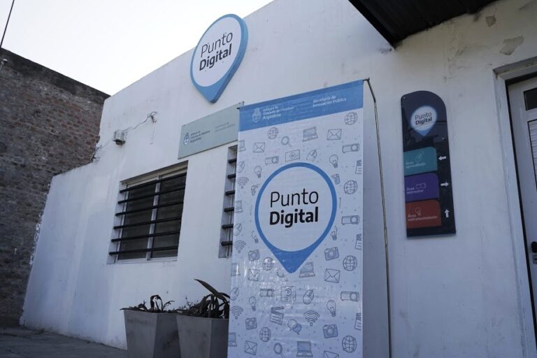 Alentá a la selección en el Punto Digital de Gowland