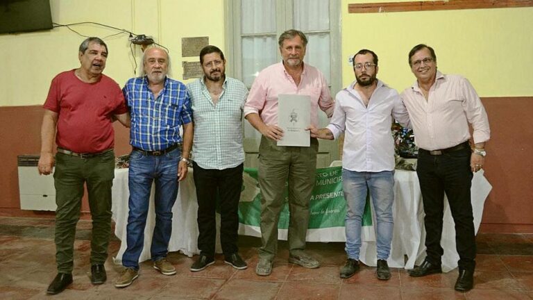 Festejo de Municipales en Suipacha