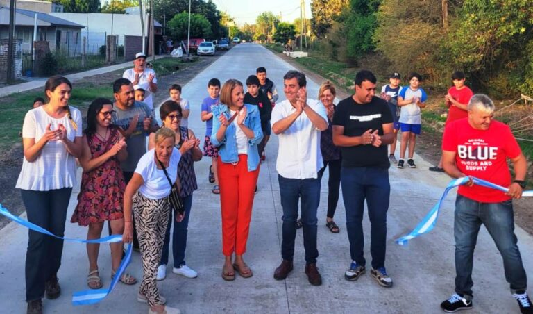 Luján: Inauguran repavimentación en barrio Los Laureles