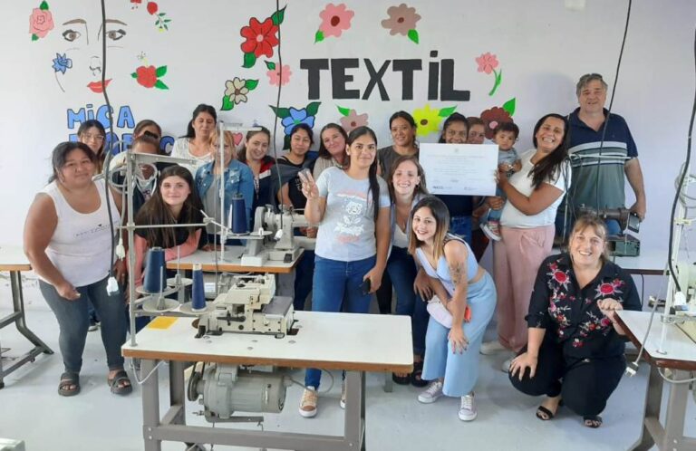 Producción textil certificada en Giles