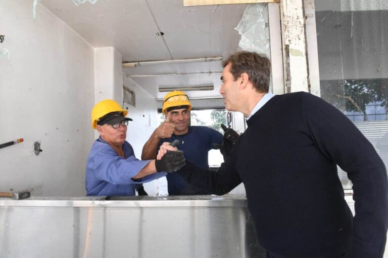 Boto recorrió las obras de la Terminal de Omnibus