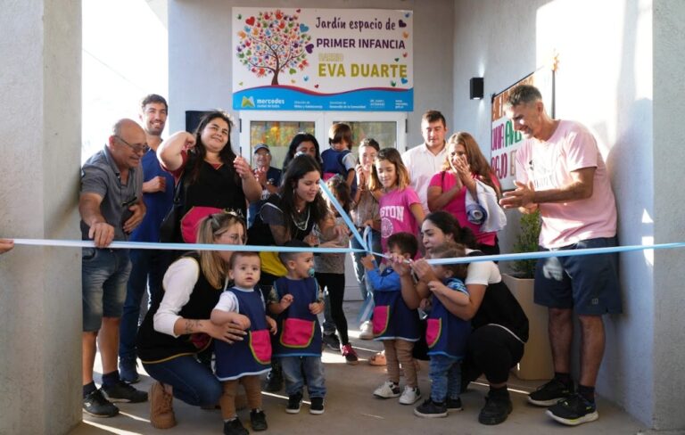 Inauguran nuevo EPI en barrio Eva Duarte