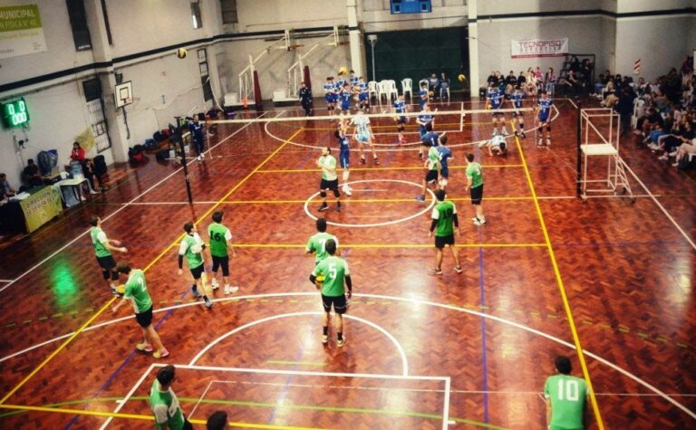 Mercedes tuvo una jornada de voley de alto nivel