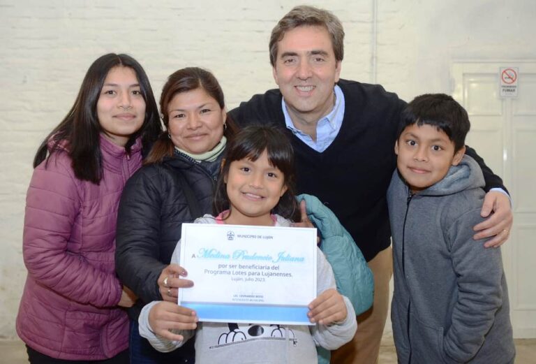 Nueva entrega de lotes con servicios en Torres