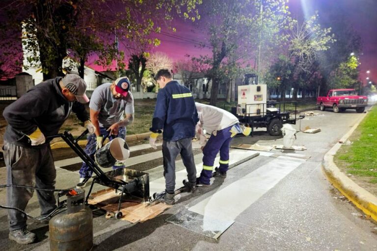 Luján: Se realizan tareas de demarcación vial