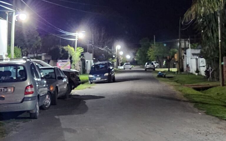 Colocaron luces led en distintos barrios de Giles