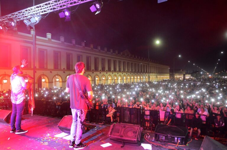 Música en la Plaza vuelve a presentarse en Luján