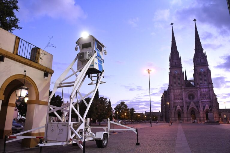 Refuerzan seguridad en la zona de la basílica de Luján