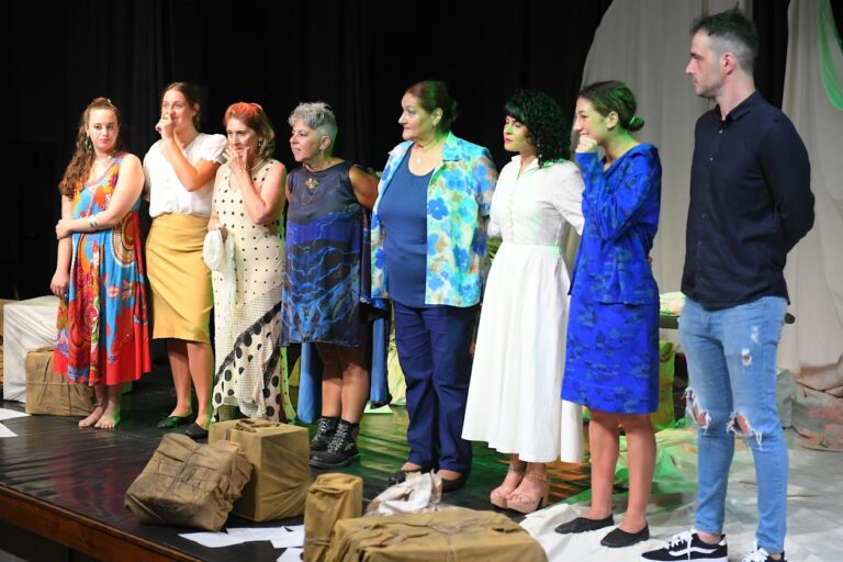Se presentó en Mercedes una nueva obra teatral