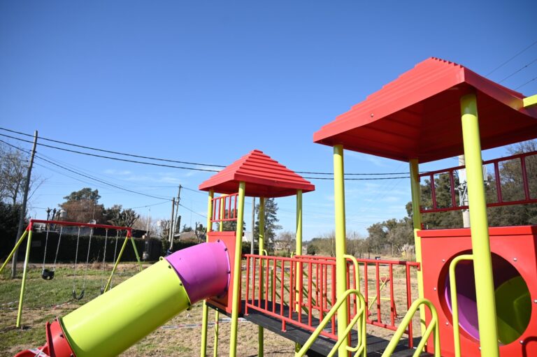 El Municipio de Luján construye una nueva plaza en el barrio Luna