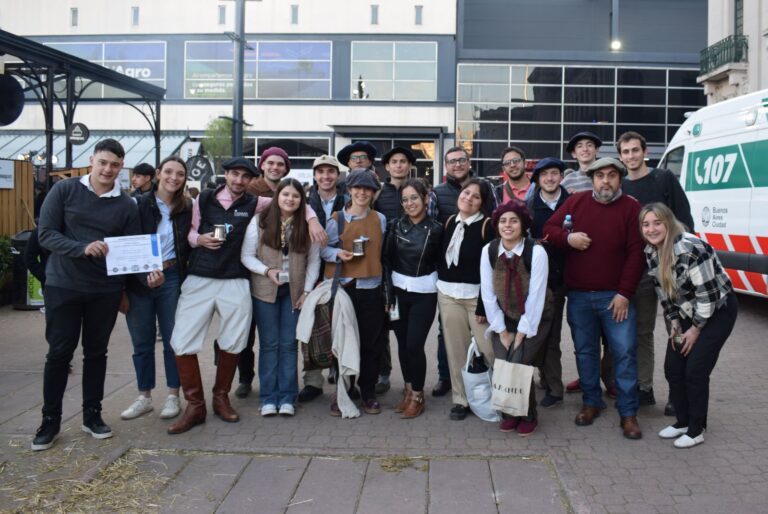 Estudiantes de la UNSAdA fueron premiados en La Rural