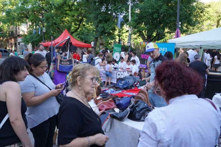 Concretan muestra de “educación y trabajo” en Mercedes