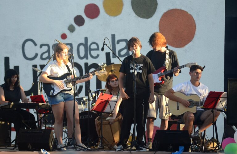 Talleres de la Casa de la Juventud preparan cierre de año en Luján