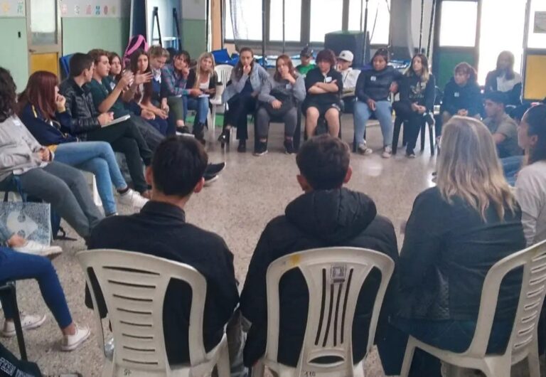 Lanzamiento del programa «Decisión Niñez» en Luján