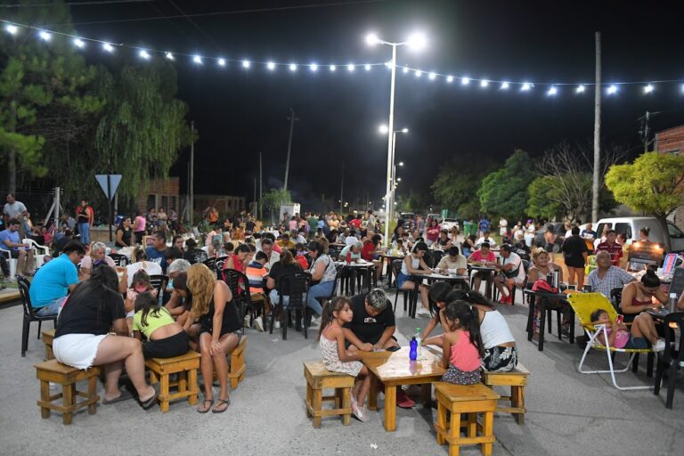 Mercedes: Cierra el ciclo Verano en las Plazas