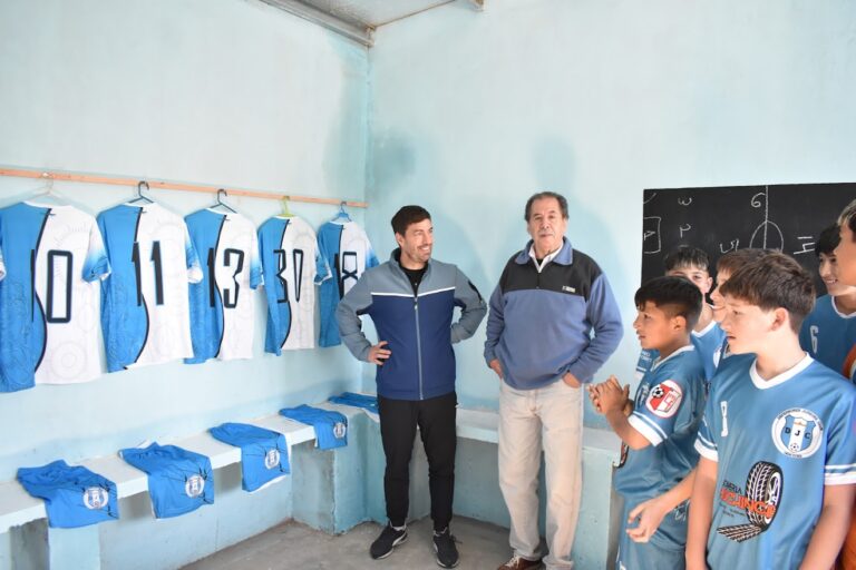 Mercedes: Club Defensores inauguró vestuarios