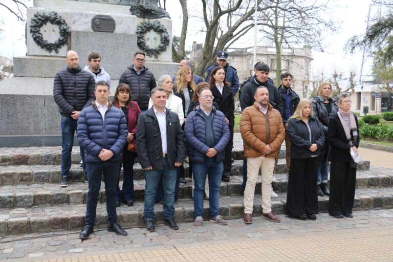 Giles recordó la figura del General San Martín