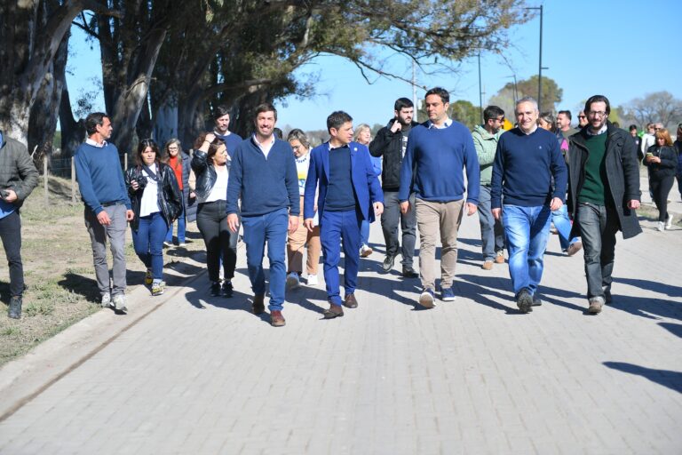 Kicillof recorrió obras hidráulicas en Luján y Mercedes