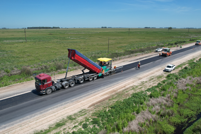 Avanzan obras sobre la Ruta Provincial 51