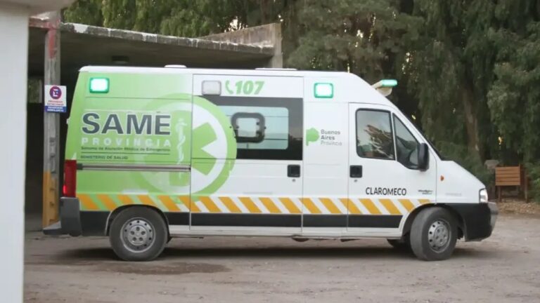 Grave accidente en Tres Arroyos: una joven permanece en estado crítico tras ser embestida por un gomón