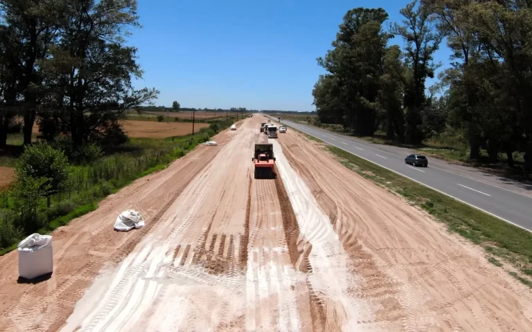 Despiden personal y asoma el abandono de las obras