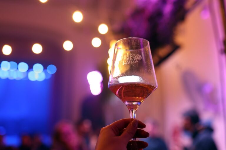 Mercedes prepara una nueva edición del Paseo del Vino