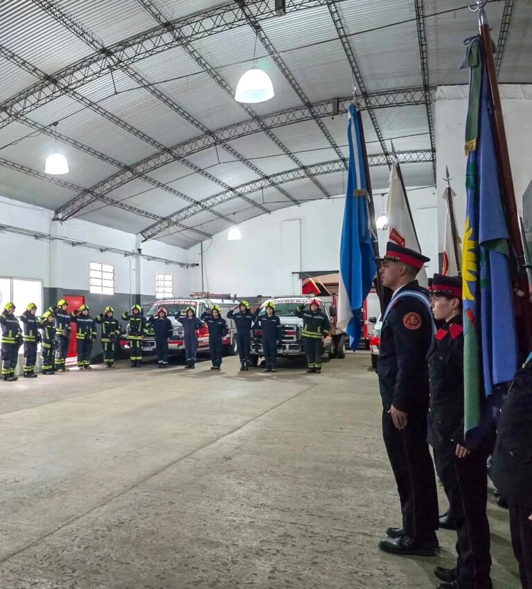 Bomberos de San Andrés de Giles celebraron aniversario